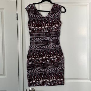 Patterned bodycon dress